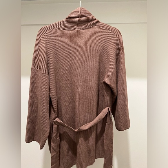 Belted Cardigan | Francesa’s | Large - Picture 3 of 5